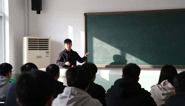 信息化课程安排如何提升教育管理效率